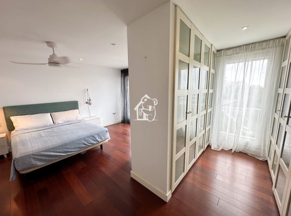 4 sypialnia Apartament do wynajęcia w Torrevieja z basenem garażem - 2 100 € (Ref: 9889600)