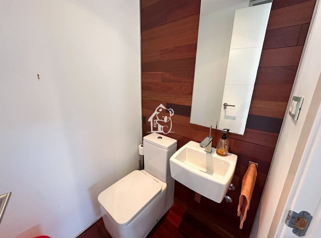 4 sypialnia Apartament do wynajęcia w Torrevieja z basenem garażem - 2 100 € (Ref: 9889600)