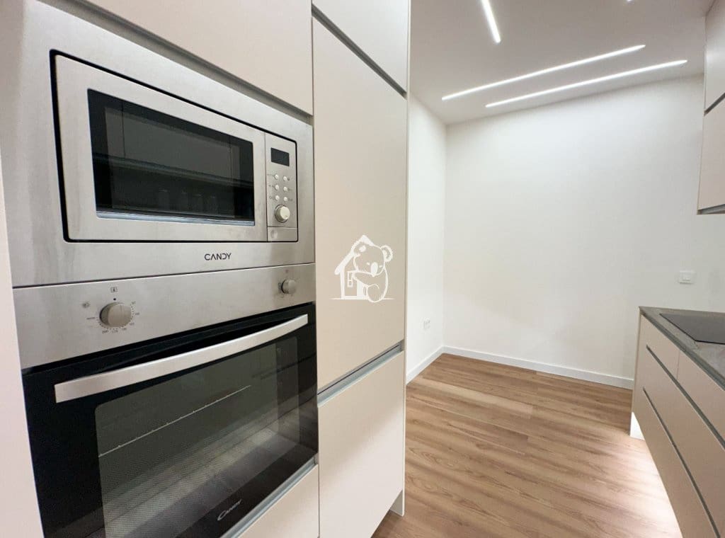 3 camera da letto Appartamento da affittare in Torrevieja con garage - 1.250 € (Rif: 9889601)