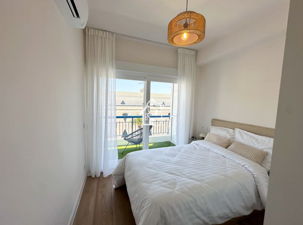 3 camera da letto Appartamento da affittare in Torrevieja con garage - 1.250 € (Rif: 9889601)
