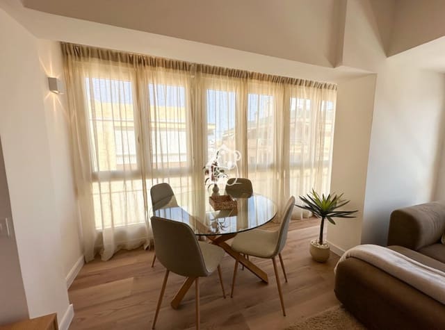 3 sovrum Lägenhet att hyra i Las Piscinas Naturales, Torrevieja med garage - 1 250 € (Ref: 9889601)