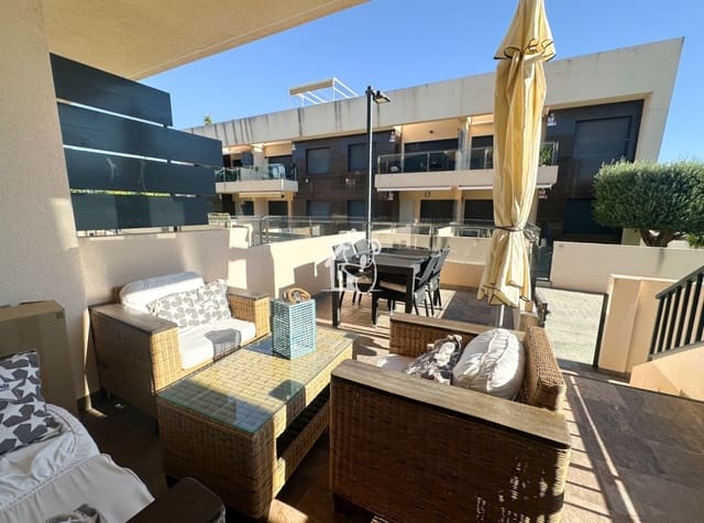 2 soverom Bungalow til leie i Pueblo Latino, Pilar de la Horadada - € 1 000 (Ref: 9891406)