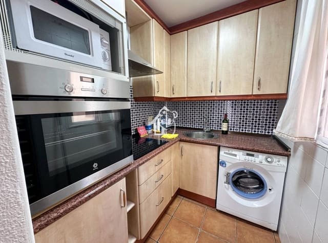 4 Zimmer Haus zu vermieten in Torreblanca, Torrevieja - 1.170 € (Ref: 9891407)