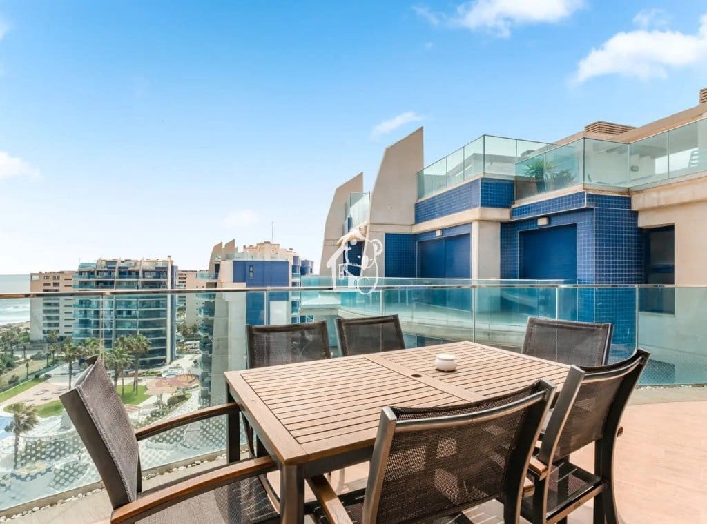 3 bedroom Penthouse for sale in Orihuela Costa with pool garage - € 810,000 (Ref: 9895629)
