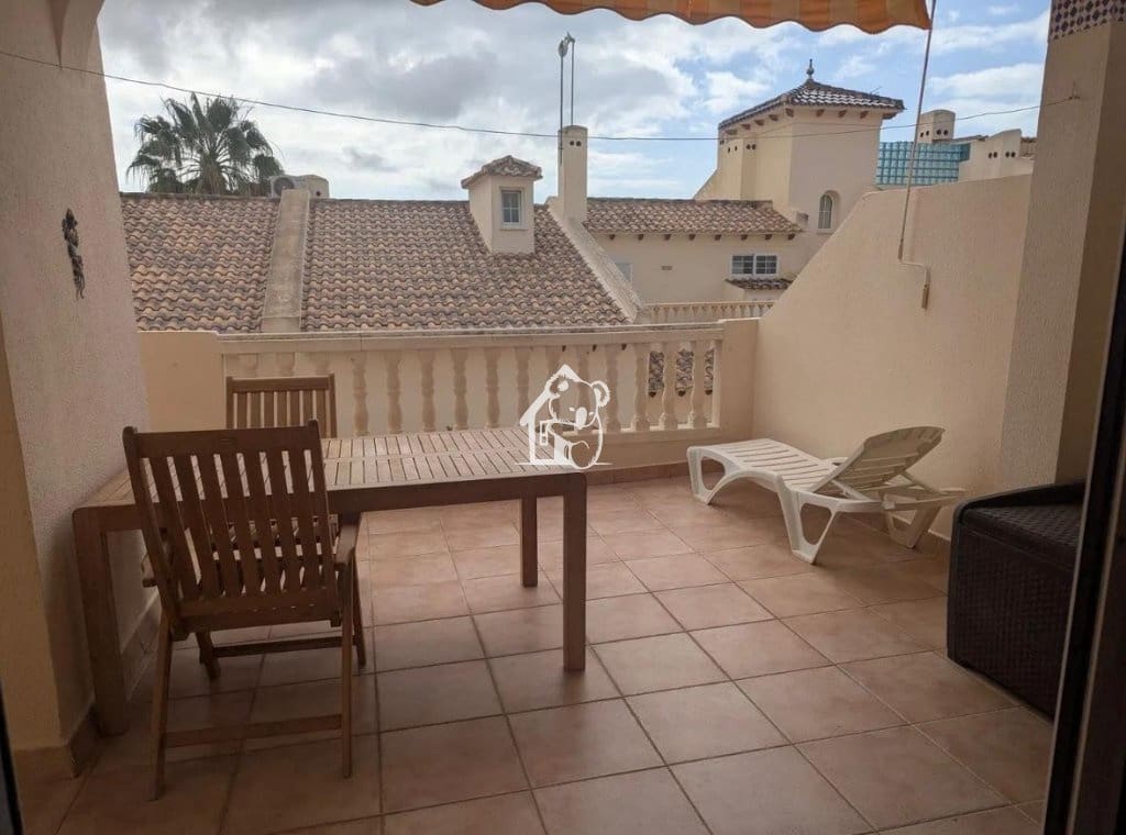 3 slaapkamer Appartement te huur in Orihuela Costa met zwembad - € 1.200 (Ref: 9898595)