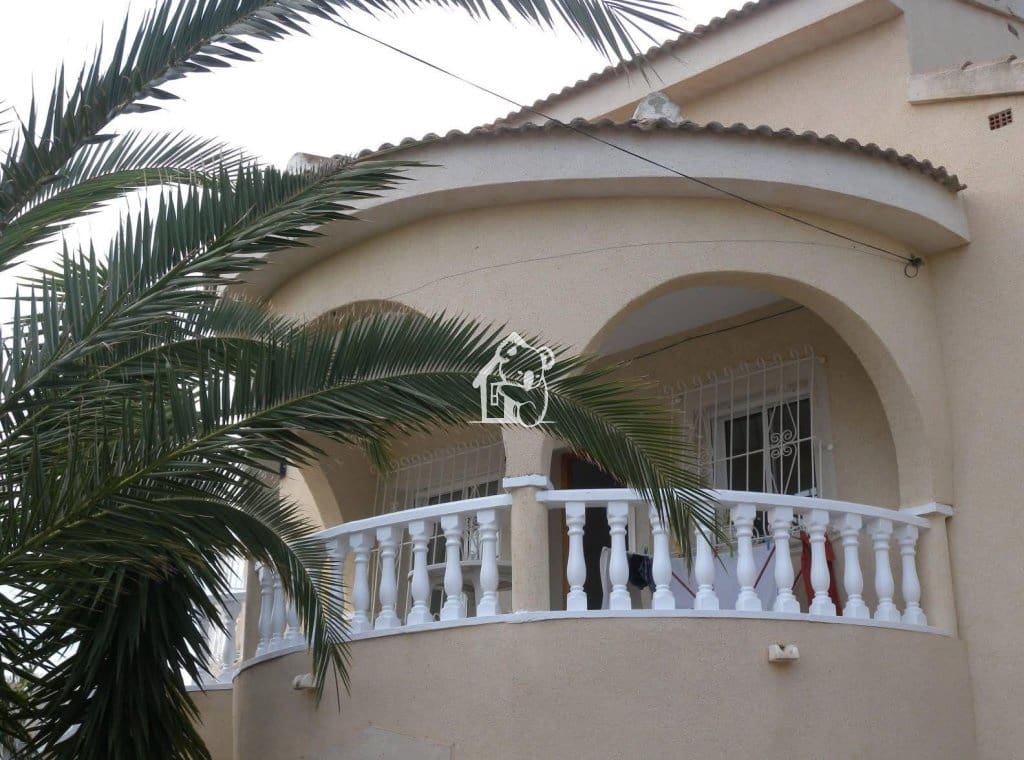 3 camera da letto Villa da affittare in Ciudad Quesada con piscina - 1.500 € (Rif: 9902664)