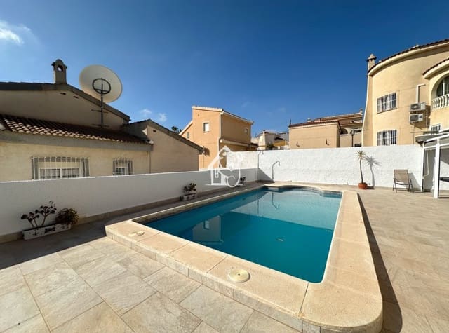 3 soverom Villa til leie i Ciudad Quesada, Rojales med svømmebasseng - € 1 500 (Ref: 9902664)