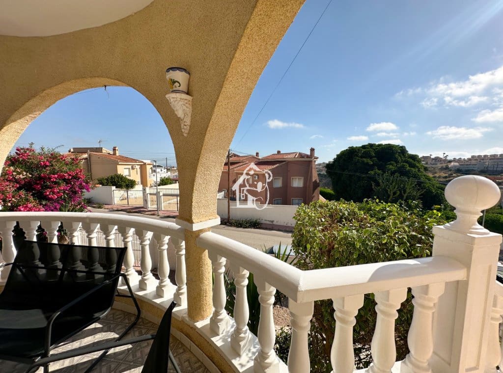 3 bedroom Villa for rent in Ciudad Quesada with pool - € 1,500 (Ref: 9902664)
