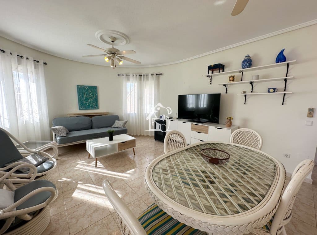 3 bedroom Villa for rent in Ciudad Quesada with pool - € 1,500 (Ref: 9902664)
