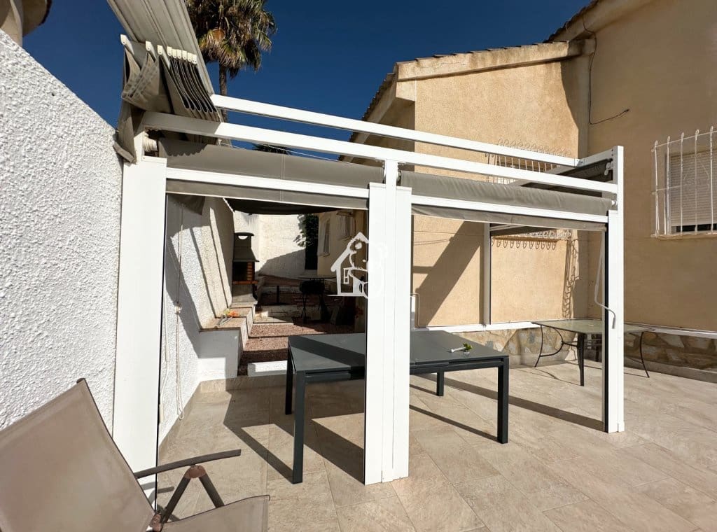 3 bedroom Villa for rent in Ciudad Quesada with pool - € 1,500 (Ref: 9902664)