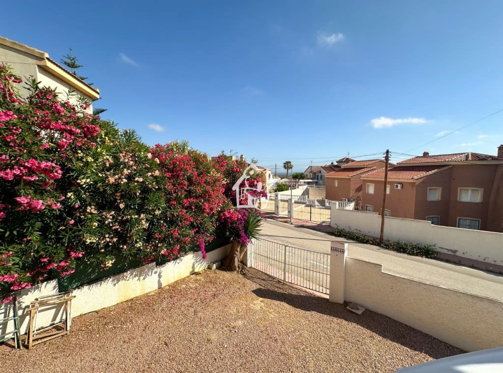 3 bedroom Villa for rent in Ciudad Quesada with pool - € 1,500 (Ref: 9902664)