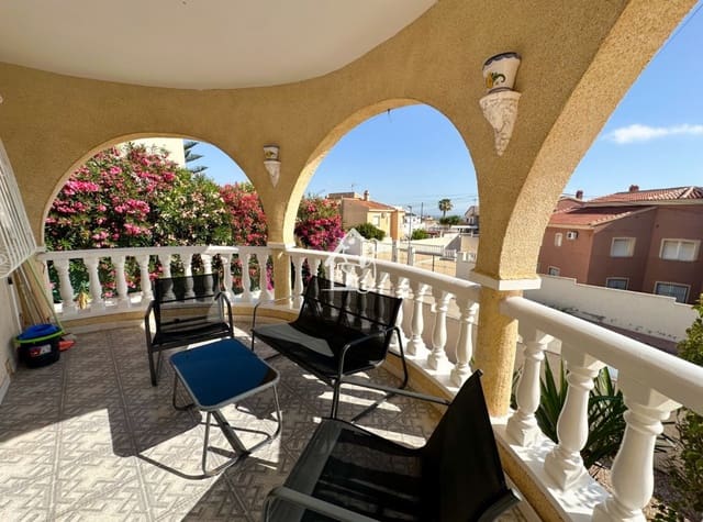 3 soverom Villa til leie i Ciudad Quesada, Rojales med svømmebasseng - € 1 500 (Ref: 9902664)