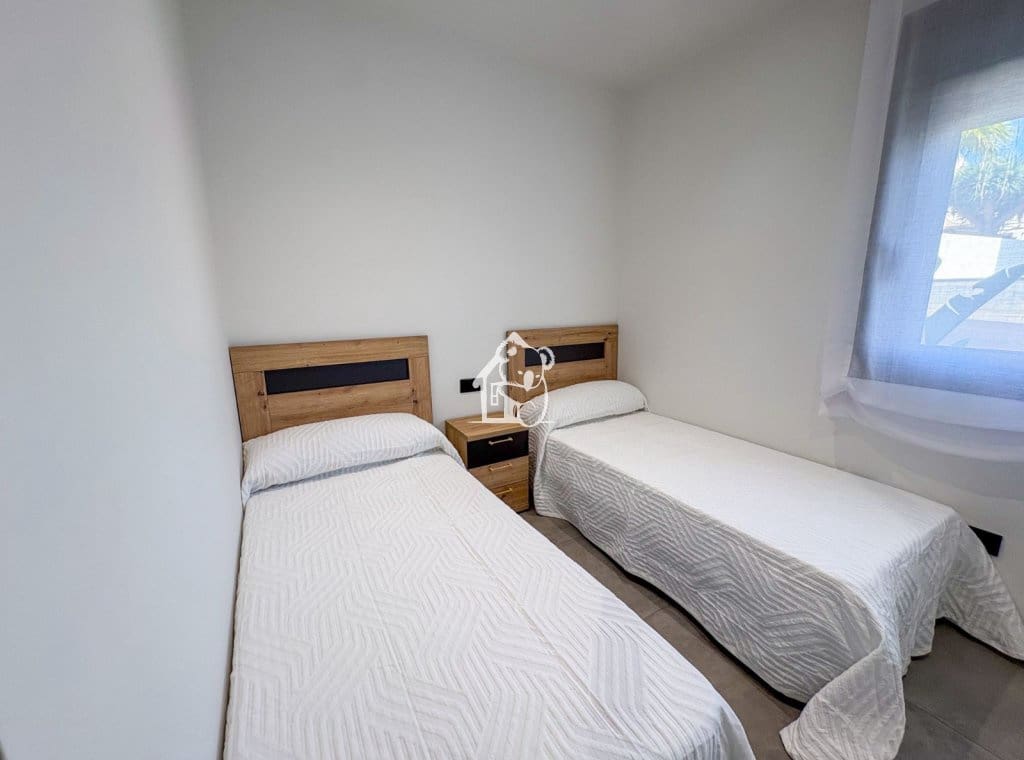 2 camera da letto Bungalow in vendita in San Miguel de Salinas con piscina garage - 243.800 € (Rif: 9902665)