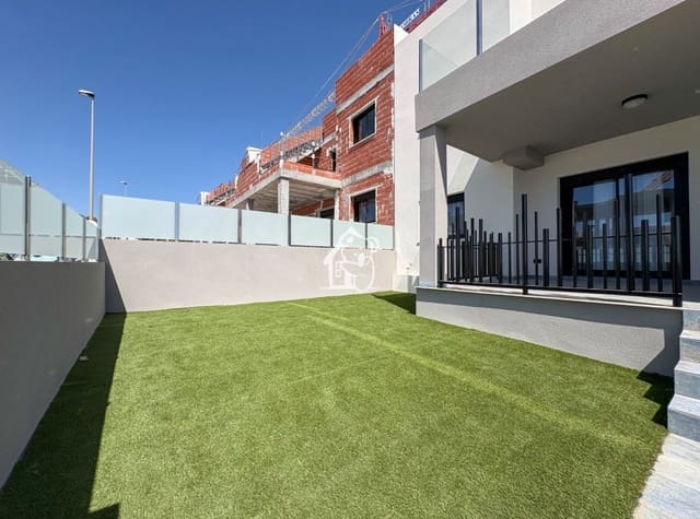 2 camera da letto Bungalow in vendita in San Miguel de Salinas con piscina garage - 243.800 € (Rif: 9902665)