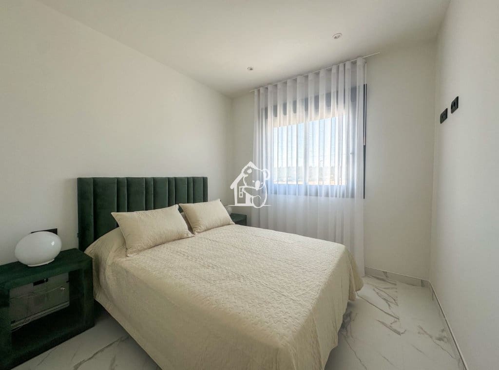 2 quarto Bungalow para venda em San Miguel de Salinas com piscina - 272 900 € (Ref: 9902666)