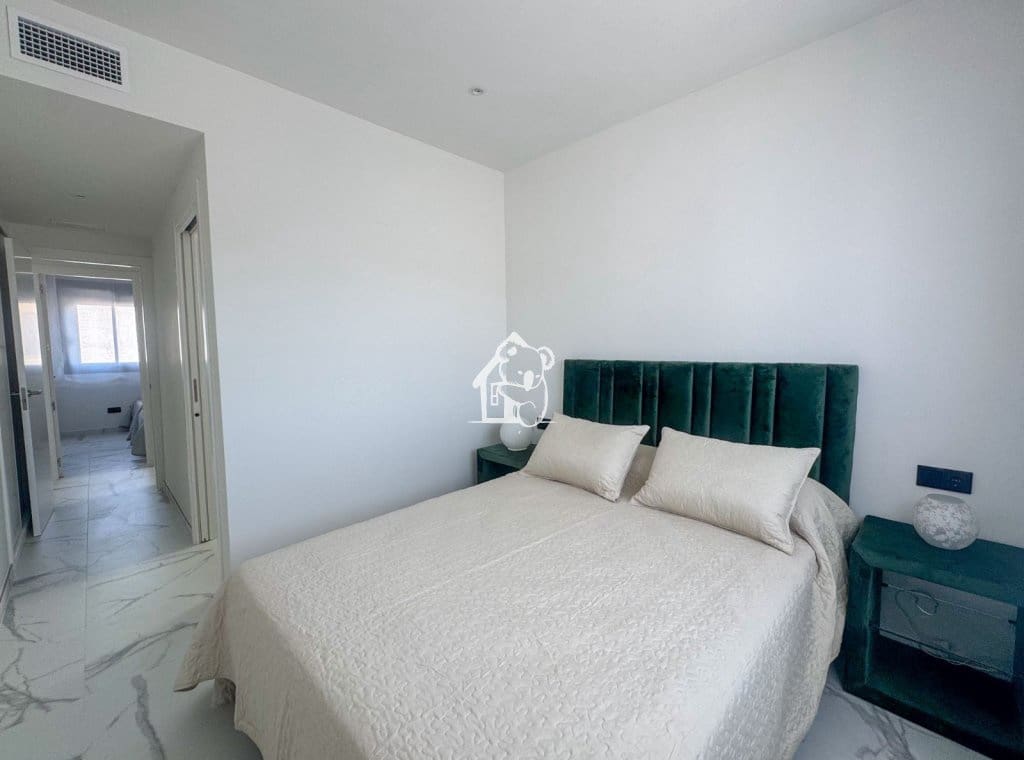 2 quarto Bungalow para venda em San Miguel de Salinas com piscina - 272 900 € (Ref: 9902666)