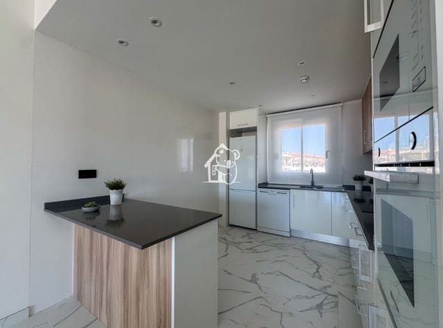 2 quarto Bungalow para venda em San Miguel de Salinas com piscina - 272 900 € (Ref: 9902666)