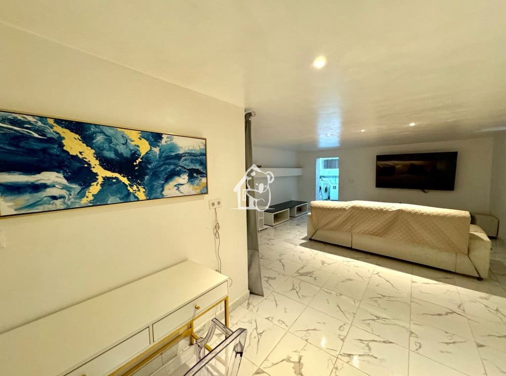 3 camera da letto Villa da affittare in Torrevieja con piscina - 1.400 € (Rif: 9902667)