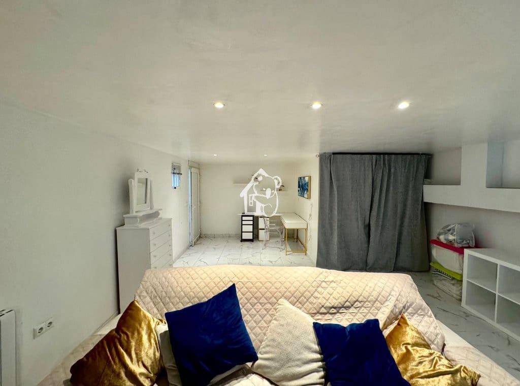 3 camera da letto Villa da affittare in Torrevieja con piscina - 1.400 € (Rif: 9902667)