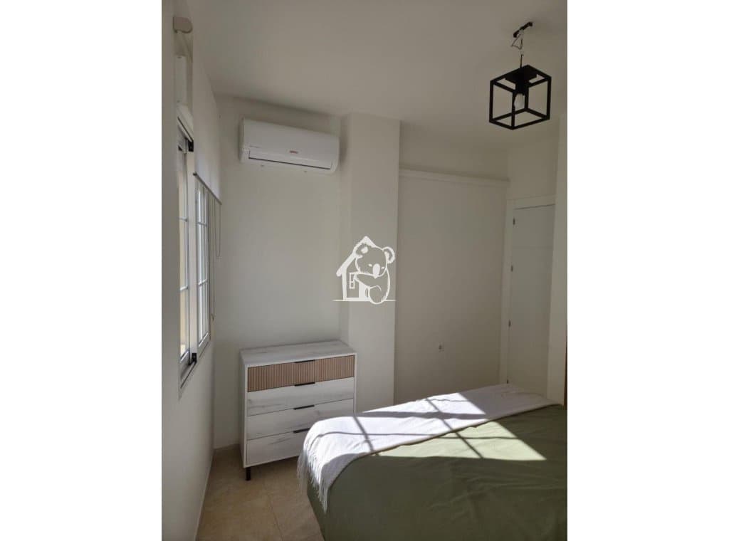2 makuuhuone Huoneisto vuokrattavana paikassa Torrevieja mukana 
autotalli - 950 € (Ref: 9902668)