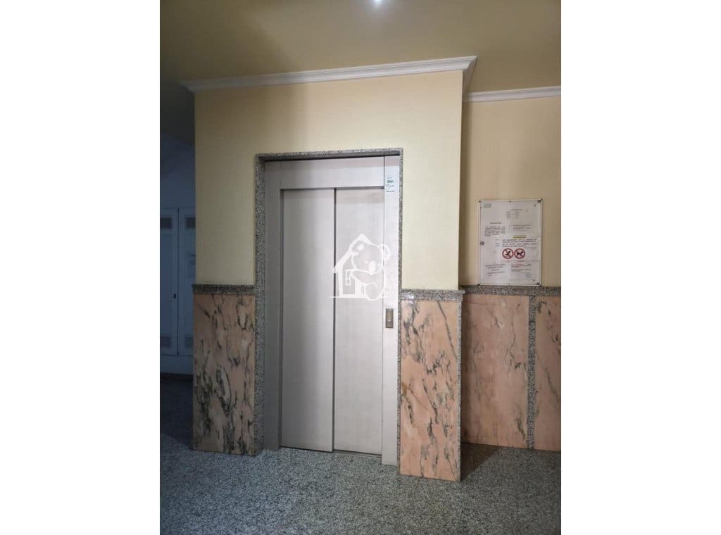 2 makuuhuone Huoneisto vuokrattavana paikassa Torrevieja mukana 
autotalli - 950 € (Ref: 9902668)