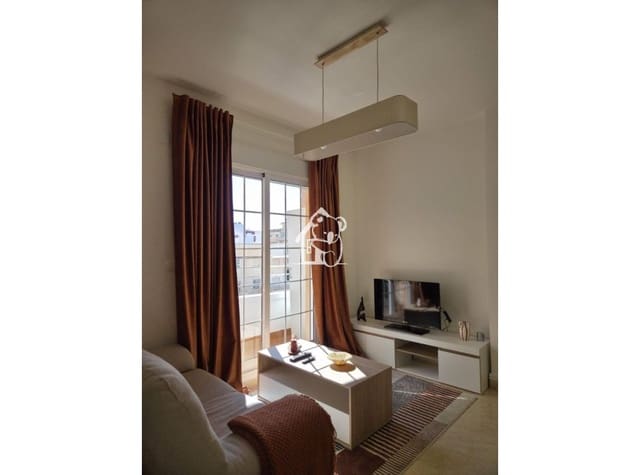 2 makuuhuone Huoneisto vuokrattavana paikassa Puerto Deportivo, Torrevieja mukana 
autotalli - 950 € (Ref: 9902668)