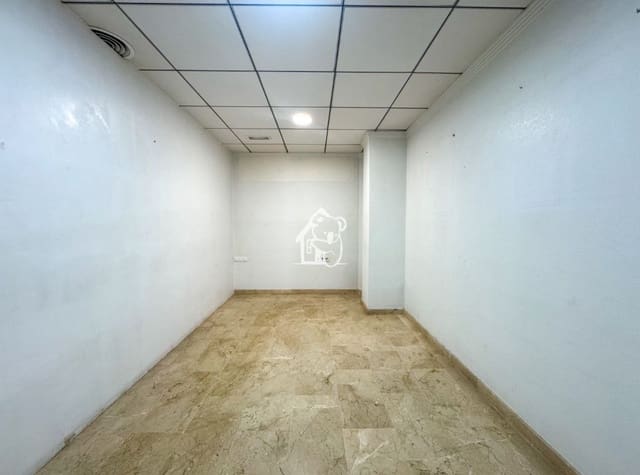 3 soverom Kommersiell til leie i Villamartin, Orihuela - € 1 700 (Ref: 9906633)