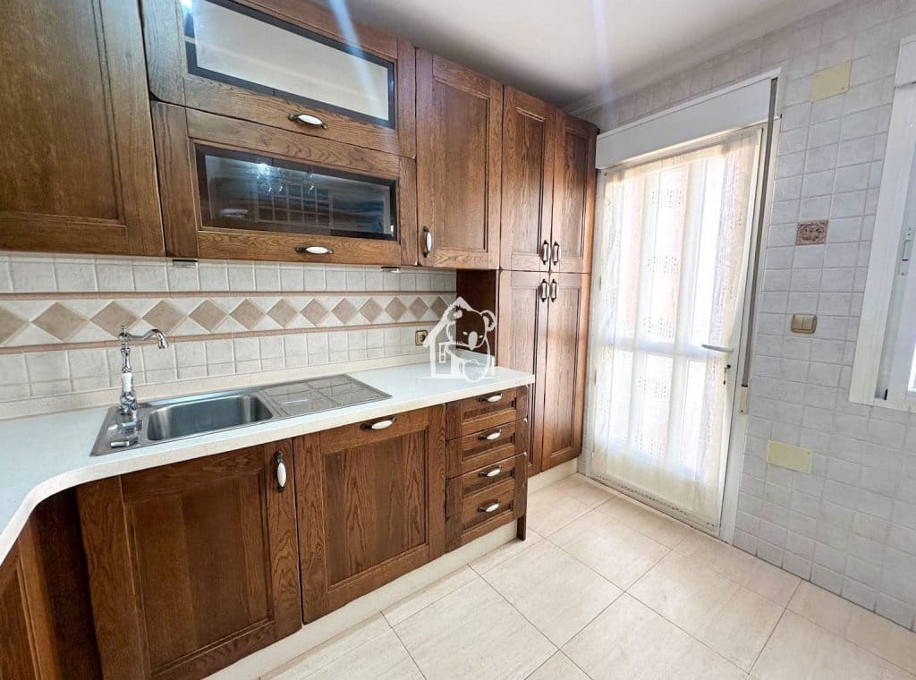2 chambre Maison de Ville à vendre à Arneva avec garage - 127 500 € (Ref: 9909845)
