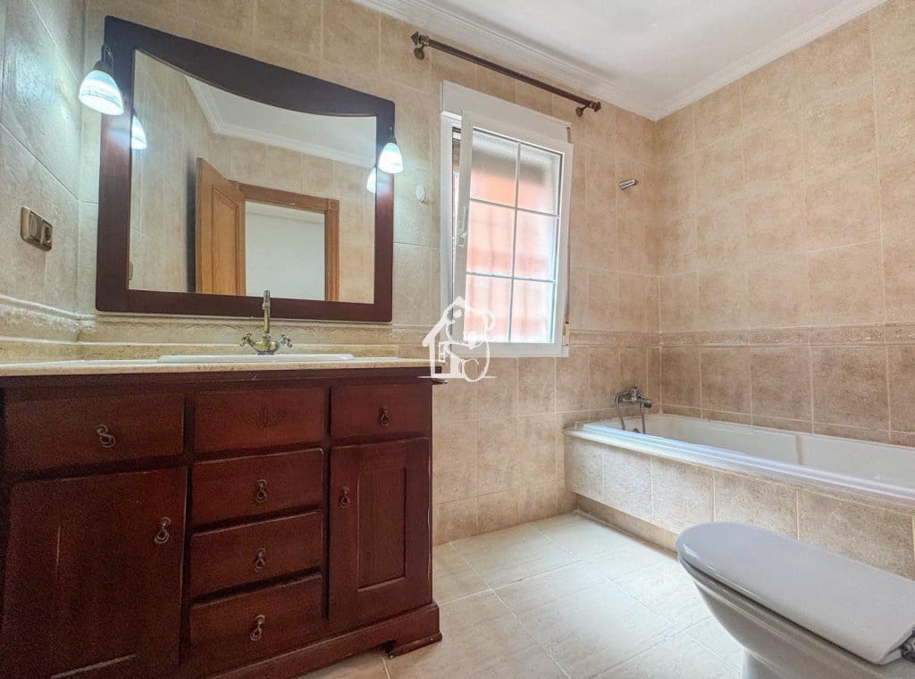 2 chambre Maison de Ville à vendre à Arneva avec garage - 127 500 € (Ref: 9909845)