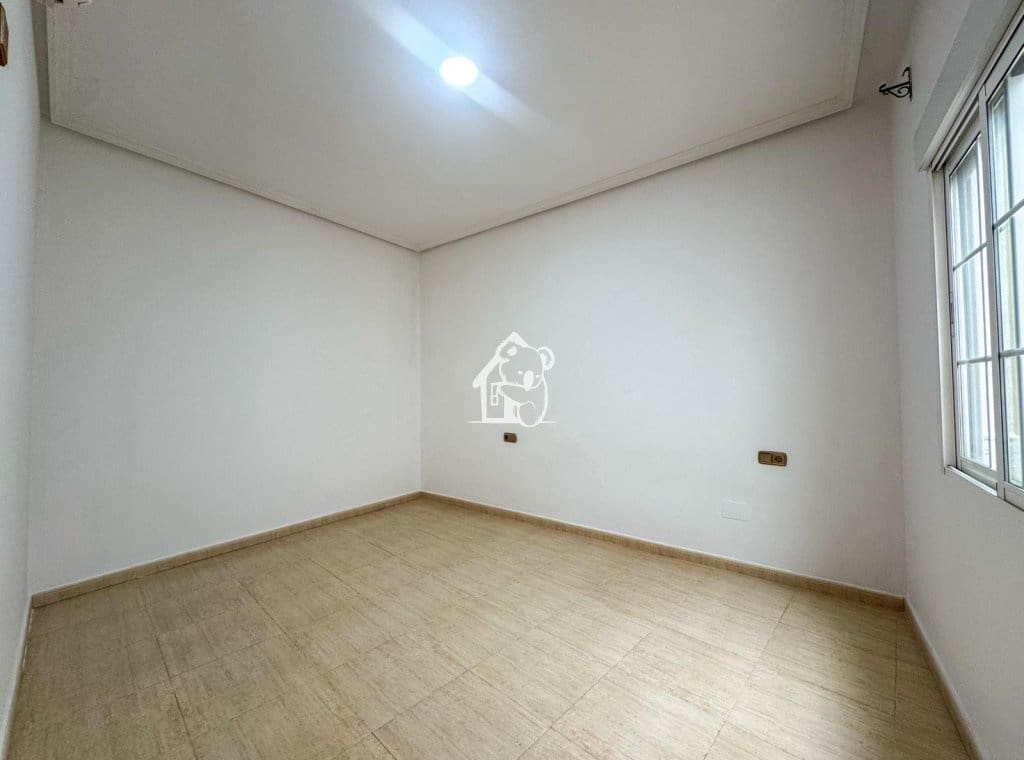 2 chambre Maison de Ville à vendre à Arneva avec garage - 127 500 € (Ref: 9909845)