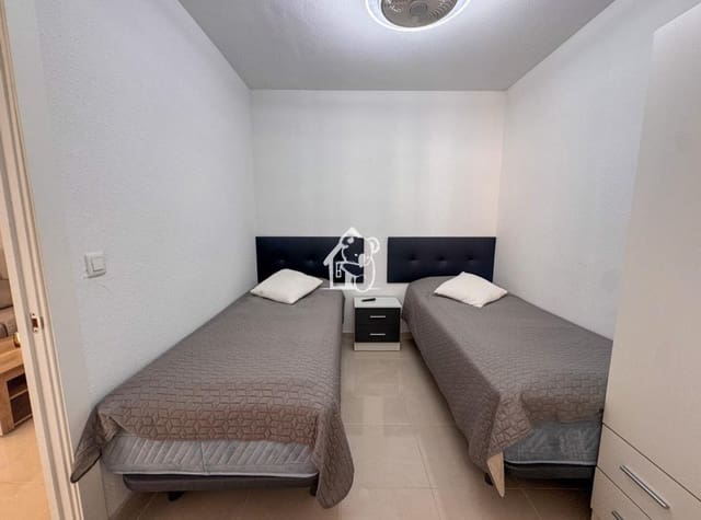 2 sypialnia Apartament do wynajęcia w Avenida Habaneras - Curva de Palangre, Torrevieja - 800 € (Ref: 9909849)