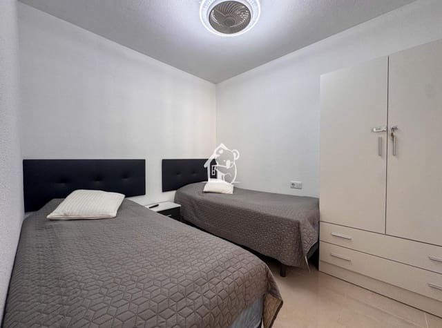 2 sypialnia Apartament do wynajęcia w Avenida Habaneras - Curva de Palangre, Torrevieja - 800 € (Ref: 9909849)