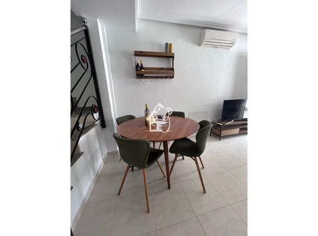 2 makuuhuone Omakotitalo vuokrattavana paikassa Ciudad Quesada, Rojales mukana uima-altaan - 950 € (Ref: 9919175)