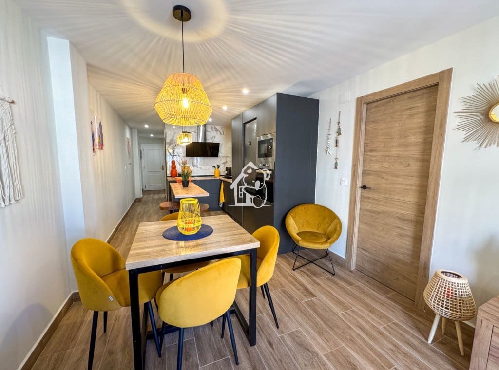 2 soveværelse Strandlejlighed til salg i Torrevieja - € 197.000 (Ref: 9919176)