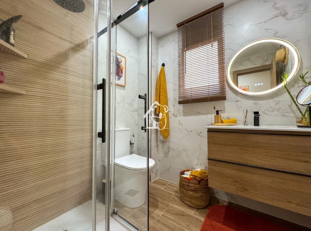 2 soveværelse Strandlejlighed til salg i Torrevieja - € 197.000 (Ref: 9919176)