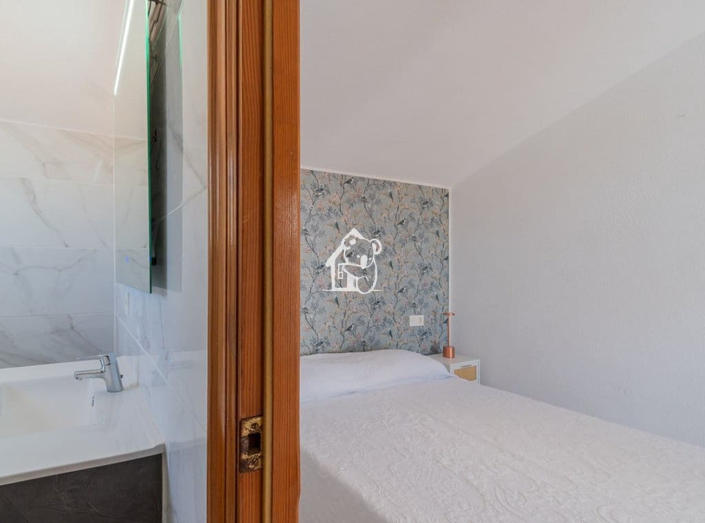3 bedroom Villa for rent in Villamartin with pool - € 1,600 (Ref: 9921568)