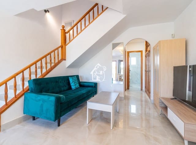 3 bedroom Villa for rent in Villamartin, Orihuela with pool - € 1,600 (Ref: 9921568)
