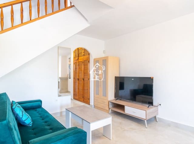 3 bedroom Villa for rent in Villamartin, Orihuela with pool - € 1,600 (Ref: 9921568)