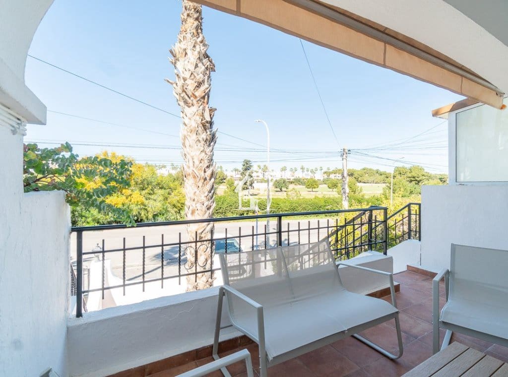 3 bedroom Villa for rent in Villamartin with pool - € 1,600 (Ref: 9921568)