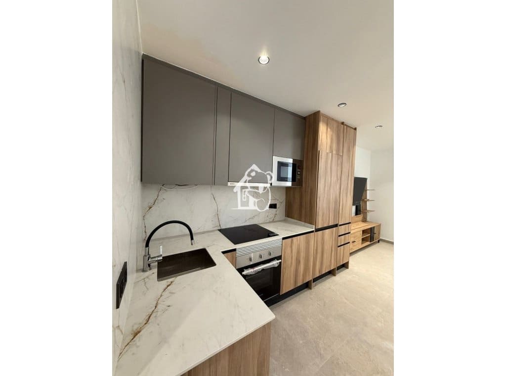 2 bedroom Townhouse for rent in Torrevieja with pool - € 1,400 (Ref: 9926574)