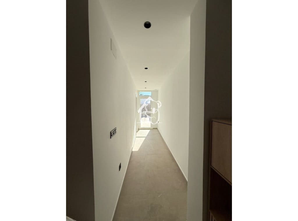 2 bedroom Townhouse for rent in Torrevieja with pool - € 1,400 (Ref: 9926574)