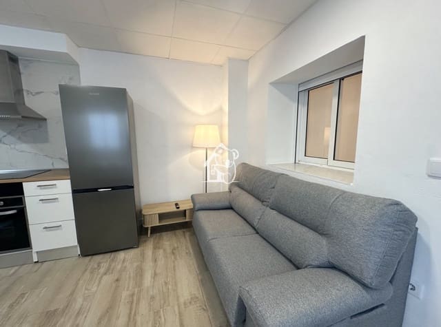 3 makuuhuone Huoneisto vuokrattavana paikassa San Bartolomé, Orihuela - 800 € (Ref: 9926576)