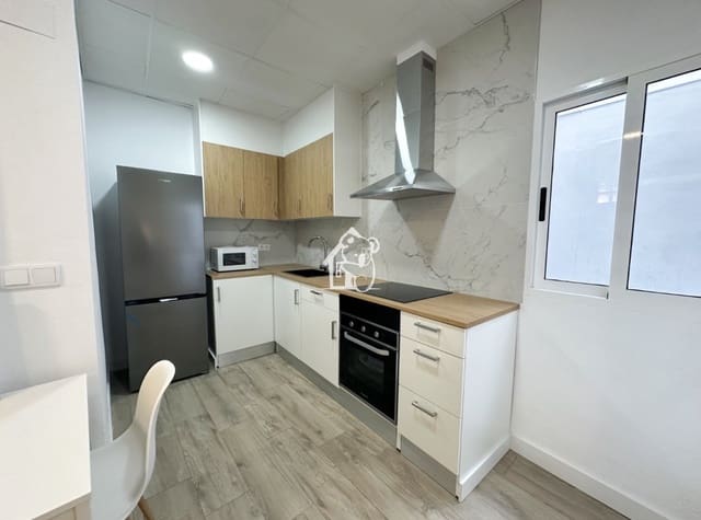 3 makuuhuone Huoneisto vuokrattavana paikassa San Bartolomé, Orihuela - 800 € (Ref: 9926577)