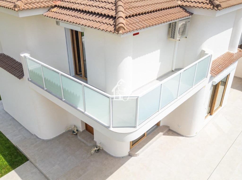 3 chambre Villa/Maison à vendre à Orihuela Costa avec piscine - 1 400 000 € (Ref: 9928597)
