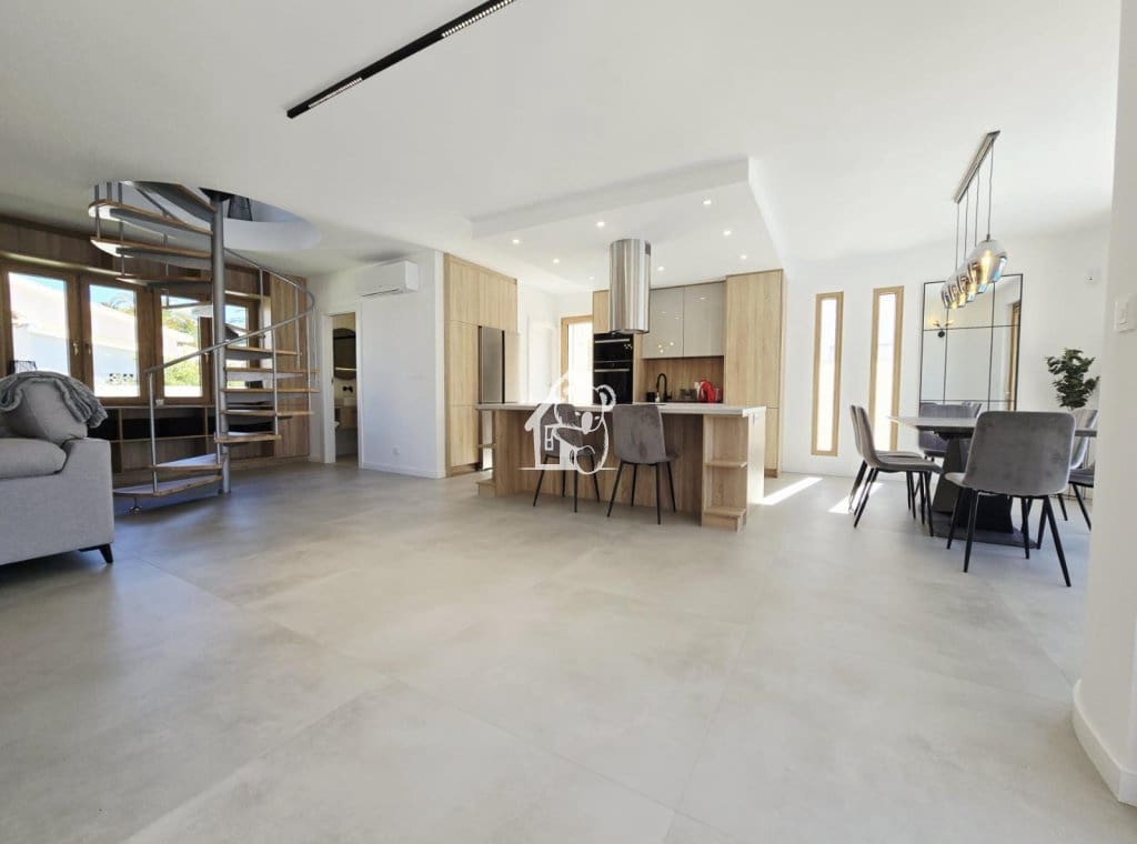 3 chambre Villa/Maison à vendre à Orihuela Costa avec piscine - 1 400 000 € (Ref: 9928597)