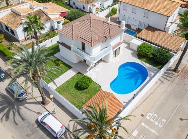 3 chambre Villa/Maison à vendre à Cabo Roig, Orihuela avec piscine - 1 400 000 € (Ref: 9928597)