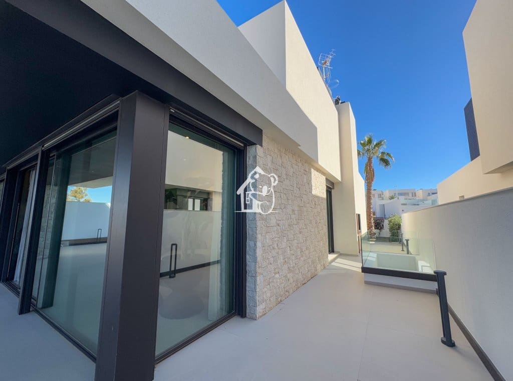 3 sovrum Villa till salu i Algorfa med pool garage - 1 600 000 € (Ref: 9928598)