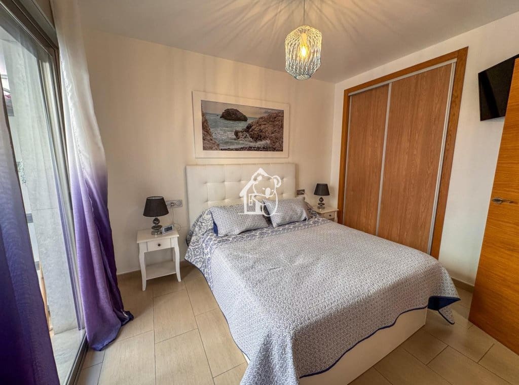 3 sypialnia Apartament do wynajęcia w Torrevieja z garażem - 1 350 € (Ref: 9932601)