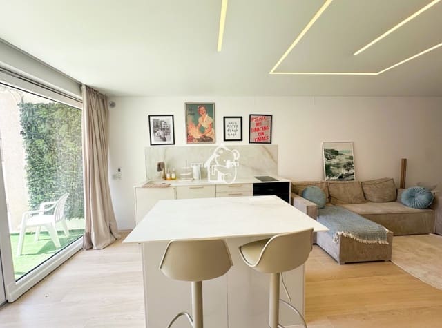 2 chambre Appartement à vendre à La Veleta, Torrevieja avec garage - 150 000 € (Ref: 9932602)