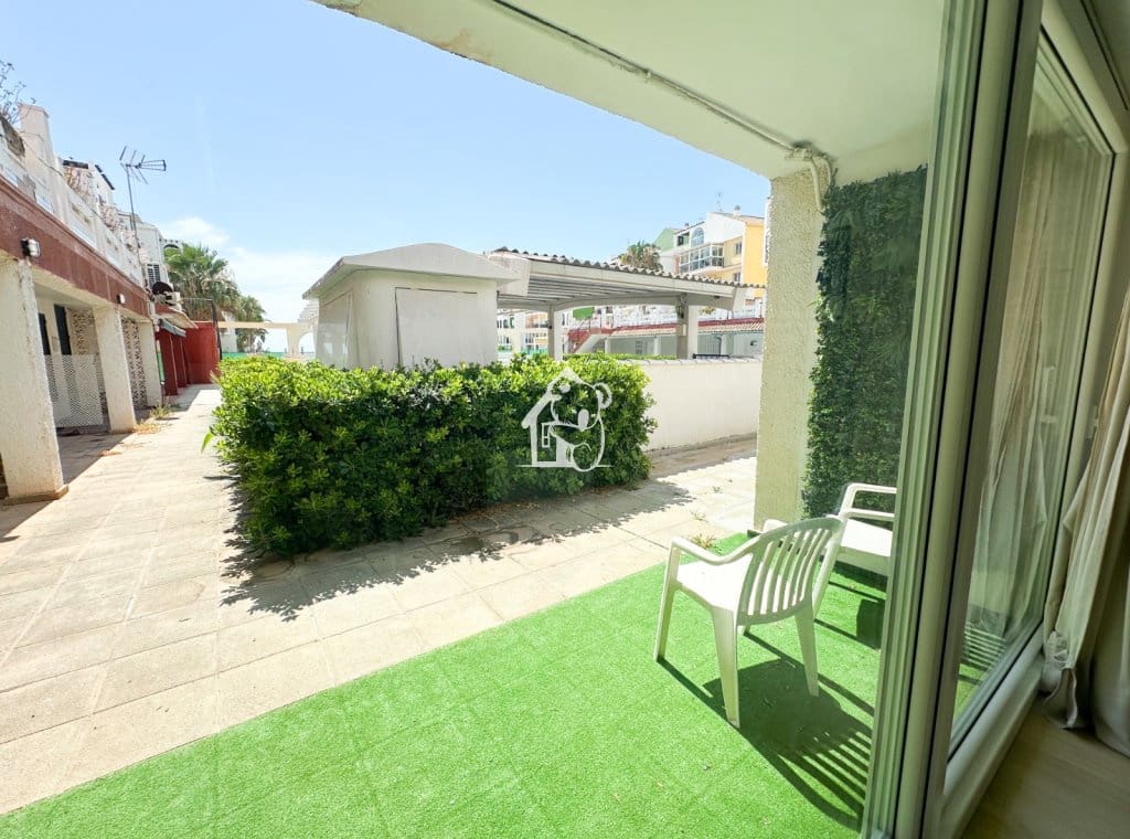 2 quarto Apartamento para venda em Torrevieja com garagem - 150 000 € (Ref: 9932602)